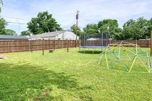 1601 Rindie St, Irving, TX 75060 - Photo 25