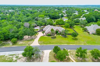 1736 Woodridge Court, Aledo, TX 76008 - Photo 3
