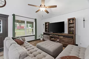 2926 Paluxy Trail, Granbury, TX 76048 - Photo 7