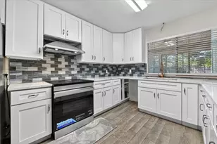 5619 Waterview Dr, Arlington, TX 76016 - Photo 11