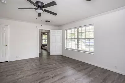 215 E Tennie Street, Gainesville, TX 76240 - Photo 27