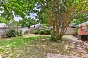 215 E Tennie St, Gainesville, TX 76240 - Photo 33
