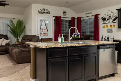 8413 Muddy Creek Drive, Fort Worth, TX 76131 - Photo 7