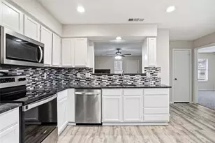 701 Wolftrap Dr, Denton, TX 76209 - Photo 5