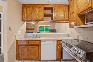 133 Lori Dr, Mineral Wells, TX 76067 - Photo 9