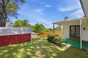 12039 Schroeder Rd, Dallas, TX 75243 - Photo 27