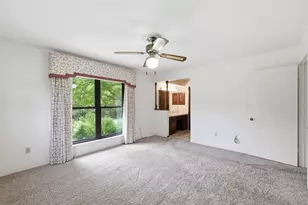 1014 Green Valley Ln, Duncanville, TX 75137 - Photo 17