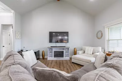 132 Lake Ridge Court, Abilene, TX 79602 - Photo 9
