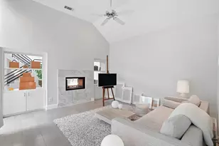 9123 Valley Chapel Ln, Dallas, TX 75220 - Photo 3