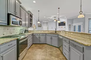 3300 Fountain Way, Granbury, TX 76049 - Photo 7