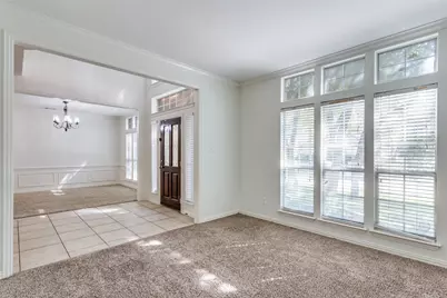 2021 Broadleaf Drive, Arlington, TX 76001 - Photo 3