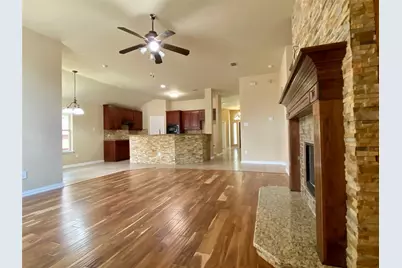 8133 Black Sumac Drive, Fort Worth, TX 76131 - Photo 5