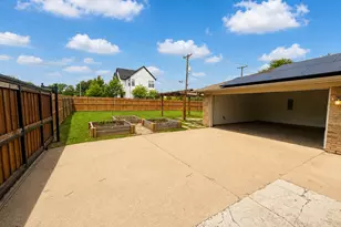 11103 Odette Ave, Dallas, TX 75228 - Photo 17
