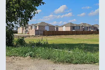 512 W Cedar Street, Gunter, TX 75058 - Photo 9