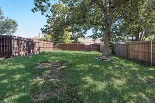 2108 Silver Leaf Dr, Mesquite, TX 75181 - Photo 9