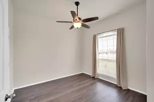 100 Windsor Cir, Waxahachie, TX 75165 - Photo 27