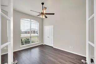 100 Windsor Cir, Waxahachie, TX 75165 - Photo 25
