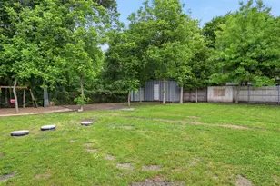 258 Spring Valley Circle, Azle, TX 76020 - Photo 23