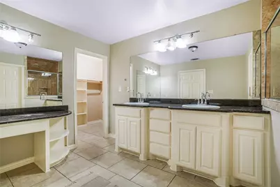 813 Beacon Hill Drive, Irving, TX 75061 - Photo 21