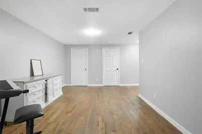 813 Beacon Hill Drive, Irving, TX 75061 - Photo 9