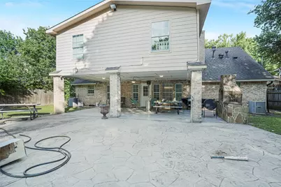 813 Beacon Hill Drive, Irving, TX 75061 - Photo 25