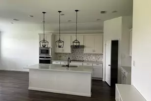 1613 Pne Vly Dr, Fort Worth, TX 76052 - Photo 11