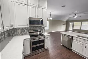 5624 Bedford Ln, The Colony, TX 75056 - Photo 9