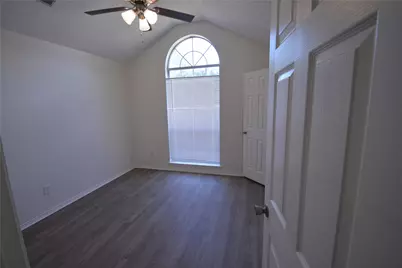 10212 Lone Eagle Court, Fort Worth, TX 76108 - Photo 11