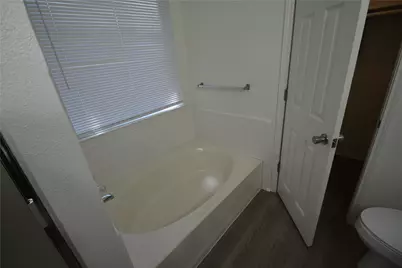 10212 Lone Eagle Court, Fort Worth, TX 76108 - Photo 7