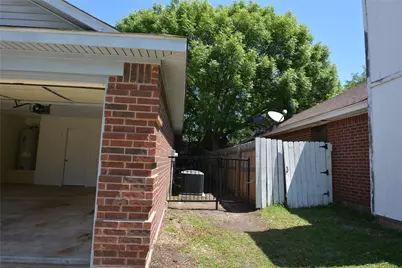 10212 Lone Eagle Court, Fort Worth, TX 76108 - Photo 25