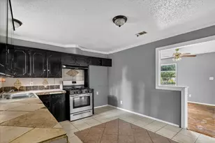 8752 Woodcastle Dr, Dallas, TX 75217 - Photo 5