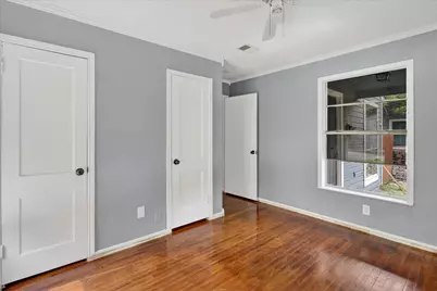 8752 Woodcastle Drive, Dallas, TX 75217 - Photo 9
