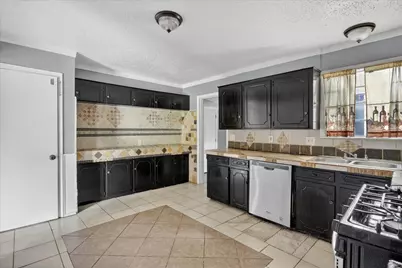 8752 Woodcastle Drive, Dallas, TX 75217 - Photo 3