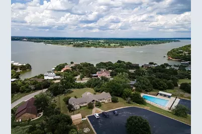 2215 Beverly Drive, Granbury, TX 76048 - Photo 31