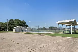 2215 Beverly Dr, Granbury, TX 76048 - Photo 29