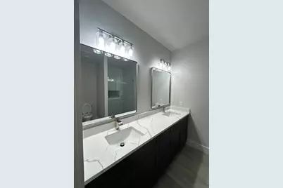 2215 Beverly Drive, Granbury, TX 76048 - Photo 25