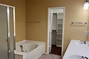 2440 Ravenhurst Dr, Plano, TX 75025 - Photo 15