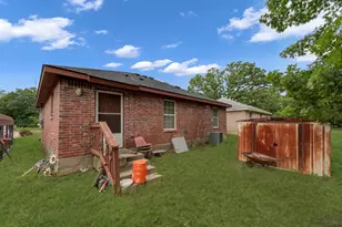 914 Armstrong Rd, Seagoville, TX 75159 - Photo 13