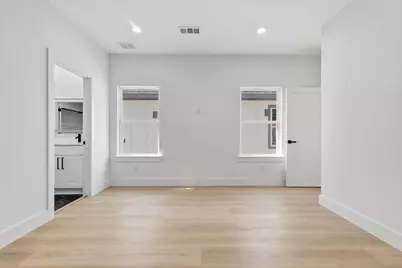 2534 Lowery Street, Dallas, TX 75215 - Photo 13