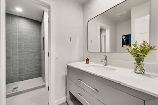 500 Del Rio Ct, Irving, TX 75062 - Photo 13