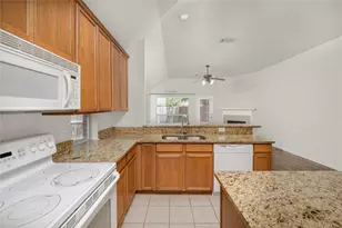 8300 Rayburn Ln, McKinney, TX 75072 - Photo 9