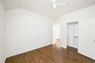 8300 Rayburn Ln, McKinney, TX 75072 - Photo 11