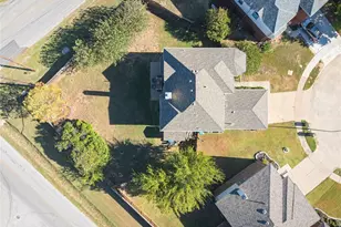 10236 Sourwood Dr, Fort Worth, TX 76244 - Photo 23