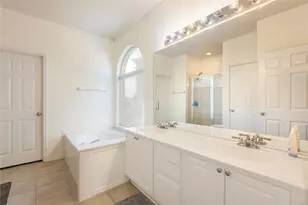 10236 Sourwood Dr, Fort Worth, TX 76244 - Photo 15