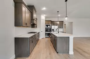 8893 Wyndemere Ln, Frisco, TX 75036 - Photo 11