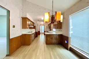 9931 Chimney Hill Ln, Dallas, TX 75243 - Photo 15
