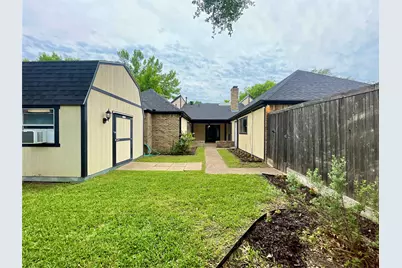 9931 Chimney Hill Lane, Dallas, TX 75243 - Photo 35