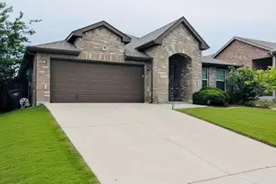9921 Osprey Dr, Fort Worth, TX 76108 - Photo 1