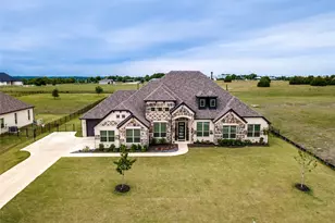 235 Heirloom Dr, McLendon Chisholm, TX 75032 - Photo 3