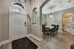 102 Lakeway Ln, Justin, TX 76247 - Photo 9